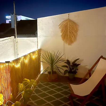 Mermaid House, Ponta Delgada